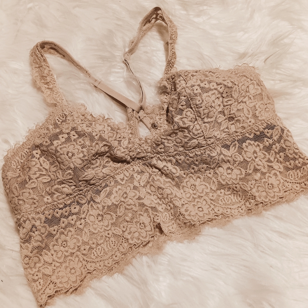 aerie american eagle dainty neutral tan lace strappy back bralette crop top bra